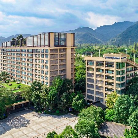 Howard Johnson Conference Resort Chengdu Dujiangyan Exterior foto